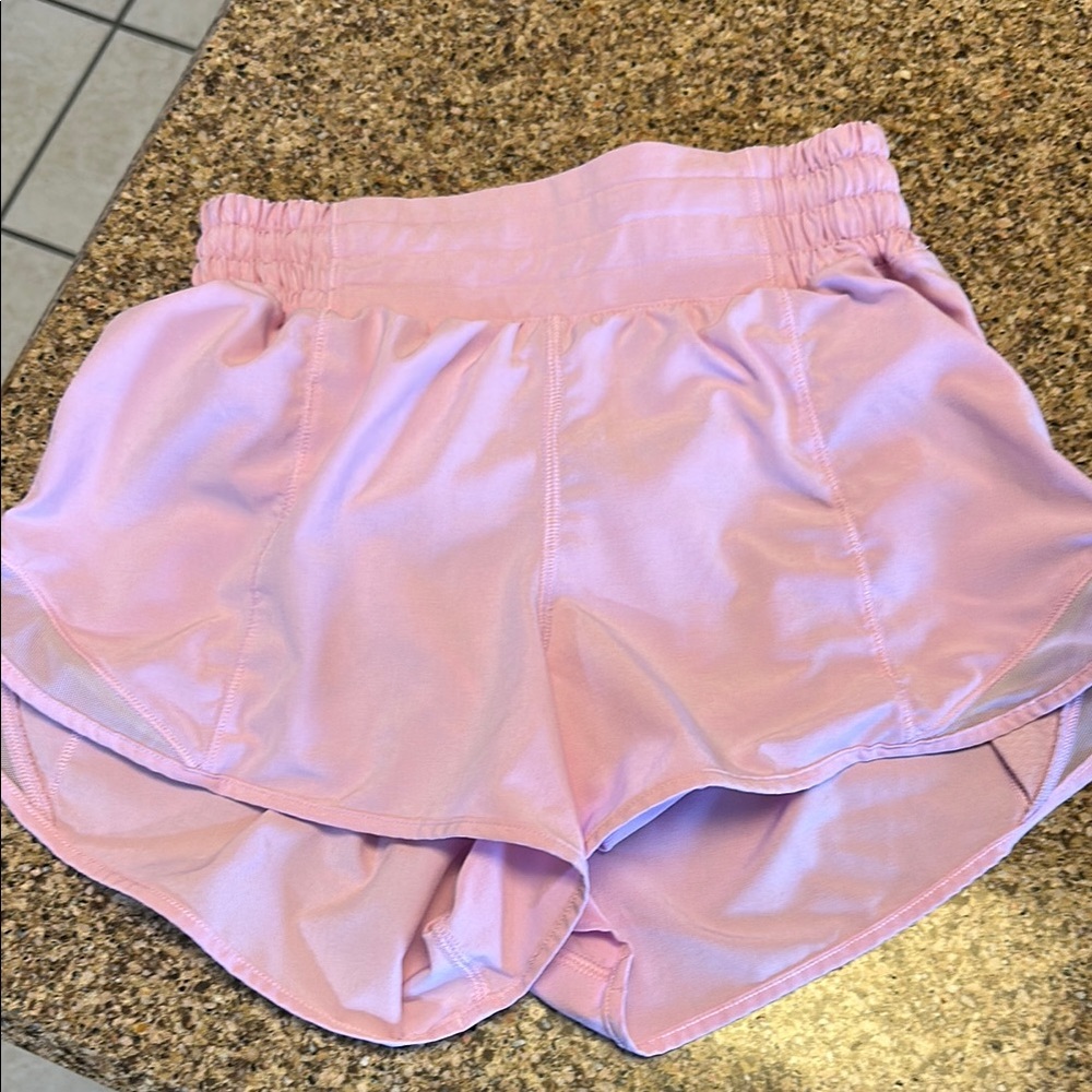 Lululemon Hotty Hot shorts Size